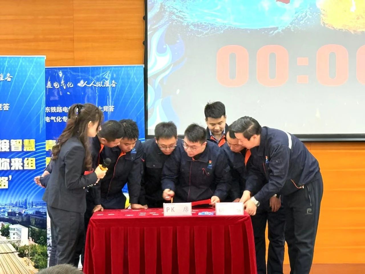 ΢ÐÅͼƬ_20250218082421.jpg ΢ÐÅͼƬ_20250218082421.jpg