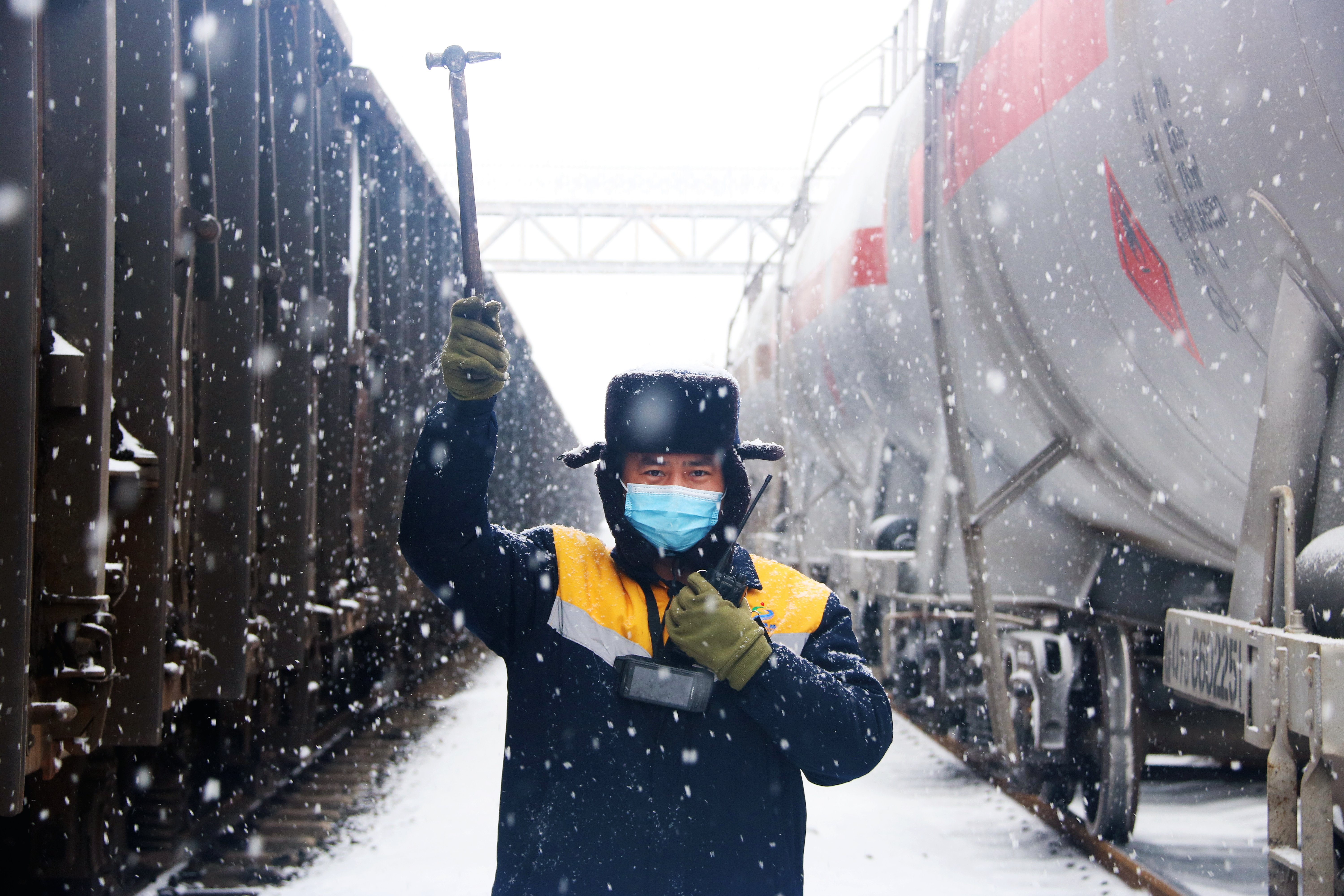 2.·çÑ©¼ì³µÈË1.jpg 2.·çÑ©¼ì³µÈË1.jpg