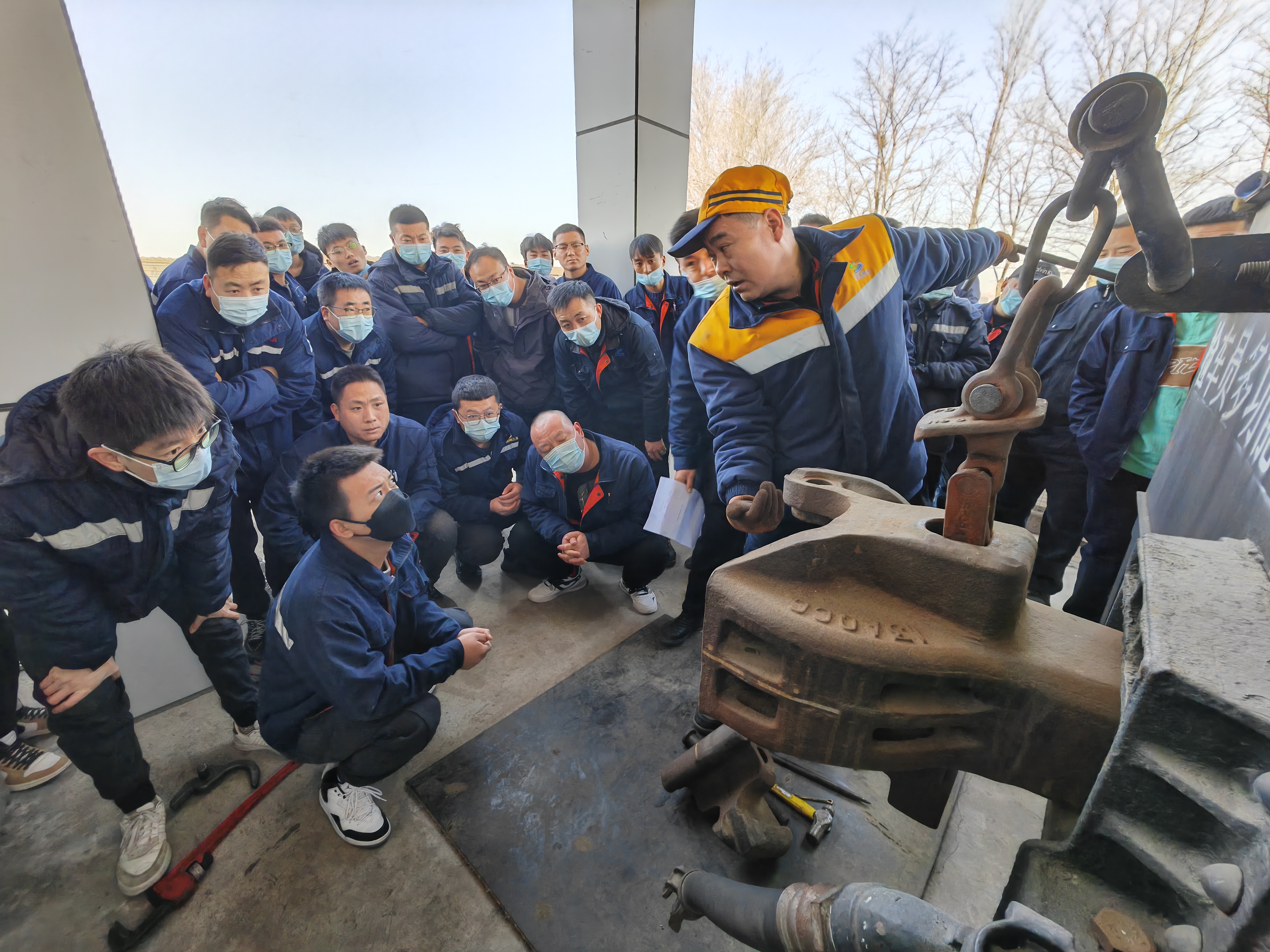 È«Éñ¹á×¢-ÄþÏÄÄþ¶«Ìú·ÓÐÏÞ¹«Ë¾»úÁ¾¶Î»ú³µÔËÓóµ¼ä£ºÍõÑǹâ.jpg È«Éñ¹á×¢-ÄþÏÄÄþ¶«Ìú·ÓÐÏÞ¹«Ë¾»úÁ¾¶Î»ú³µÔËÓóµ¼ä£ºÍõÑǹâ.jpg